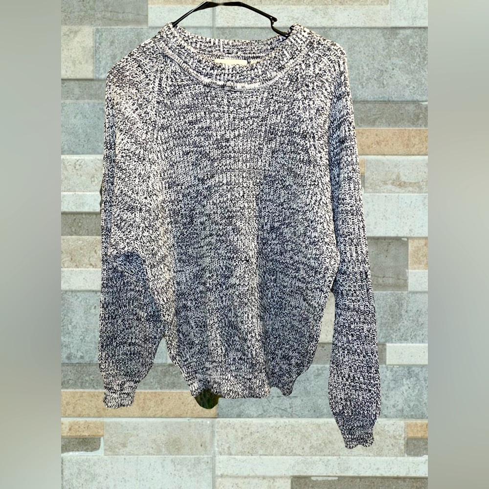 St. Johns Bay - Womens LS gray top | L